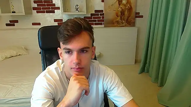 BradyFlint online show from November 7, 2025, 5:07 am