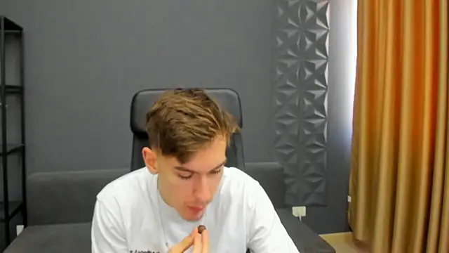 BradyFlint online show from April 14, 2026, 8:09 am