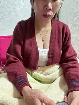 tabby-cat11 online show from February 1, 2026, 12:59 pm