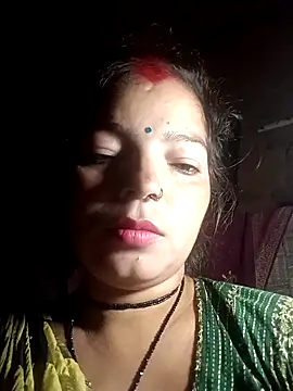 Snapshot of M-MAYA chatting on November 1, 2025, 9:17 pm M-MAYA online show from November 1, 2025, 9:17 pm