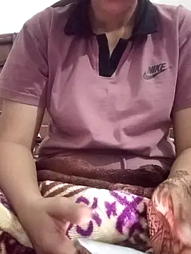 anaya00 online show from October 28, 2025, 1:42 am