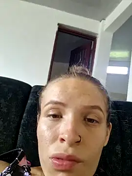 bambiluly online show from November 25, 2025, 7:36 pm