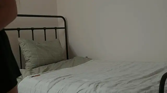 VIP MILENA online show from October 24, 2025, 4:14 pm