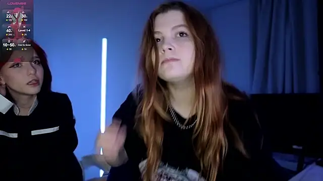 akemichkaa online show from January 13, 2026, 7:08 pm