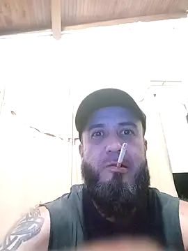 Snapshot of barbas880914 chatting on October 17, 2025, 11:29 pm barbas880914 online show from October 17, 2025, 11:29 pm