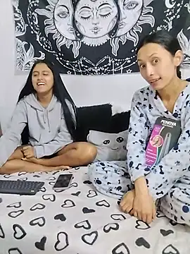 emily n abby online show from June 6, 2026, 1:27 pm