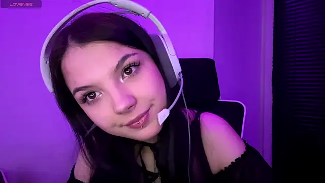 Snapshot of HanaMantanaDell chatting on December 20, 2025, 3:08 pm HanaMantanaDell online show from December 20, 2025, 3:08 pm