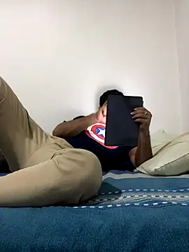 Twistermc11 online show from October 25, 2025, 5:15 am