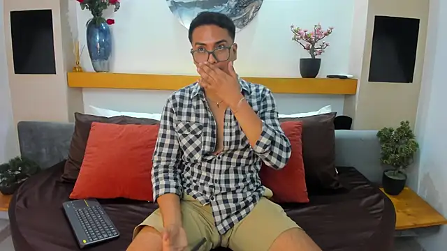 JohnBelRose online show from January 6, 2026, 7:39 pm