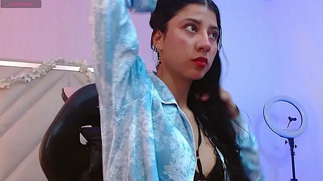 Adisson Tay online show from November 20, 2025, 4:12 am