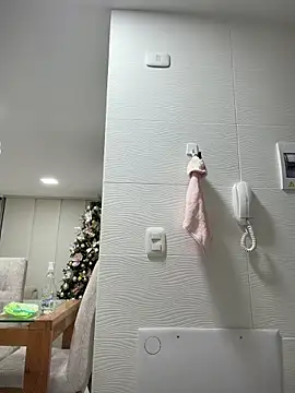  Alicee 1 online show from December 18, 2025, 2:06 am