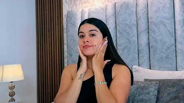 goddessfeetxx online show from April 7, 2026, 8:20 pm