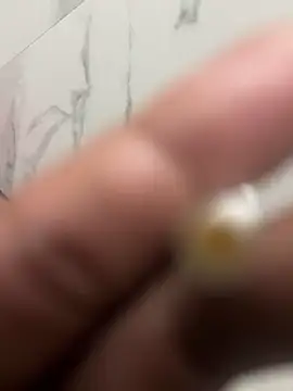 Snapshot of vinospark143 chatting on November 29, 2025, 10:02 pm vinospark143 online show from November 29, 2025, 10:02 pm