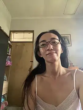 princessD077 online show from November 1, 2025, 4:36 am