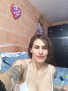 AmeliHoney online show from November 29, 2025, 9:40 pm