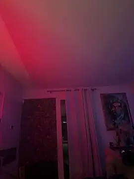 Drgghjkkk online show from April 19, 2026, 3:39 am