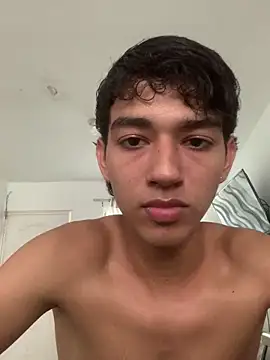 Alex king17 online show from April 13, 2026, 1:27 pm