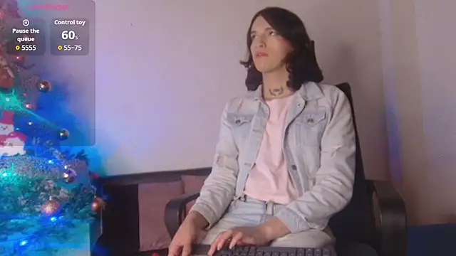 Scarlett crastrawberry online show from November 20, 2025, 9:36 pm