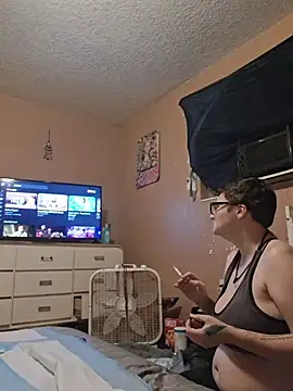 Snapshot of faithorsini8 chatting on November 25, 2025, 5:51 am faithorsini8 online show from November 25, 2025, 5:51 am