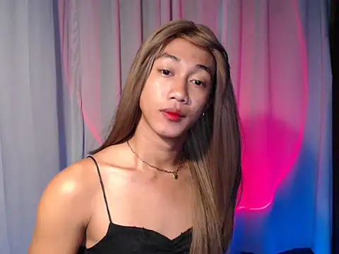 taylaxuxu online show from April 23, 2026, 5:52 am