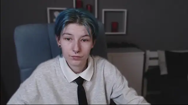 guitarandangell online show from October 20, 2025, 6:47 am