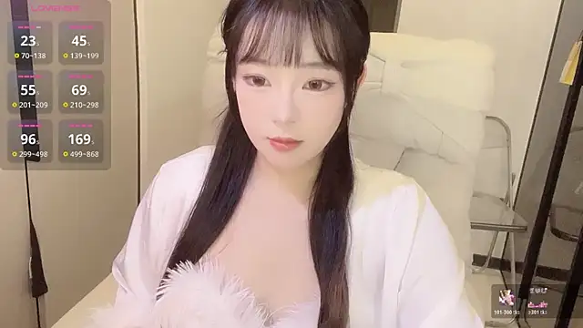 Kinadolly online show from November 14, 2025, 7:40 am