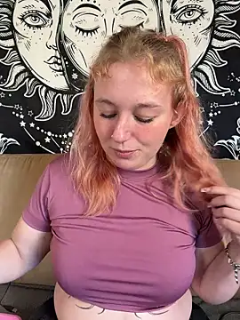 Snapshot of Onlymiasophie chatting on February 25, 2026, 1:21 pm Onlymiasophie online show from February 25, 2026, 1:21 pm