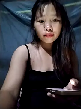 linh-miu99 online show from October 29, 2025, 3:36 pm