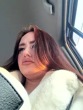 KiraSunshine online show from January 6, 2026, 3:32 am