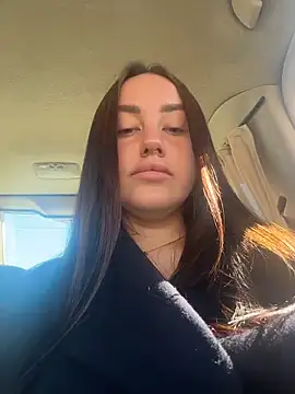 KiraSunshine online show from April 7, 2026, 5:19 am