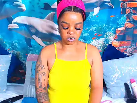 Cherrybootyjoy online show from November 14, 2025, 5:50 am