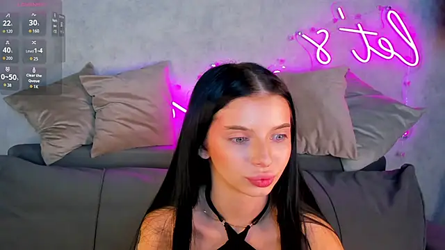 Eva Mayers online show from October 30, 2025, 12:34 am