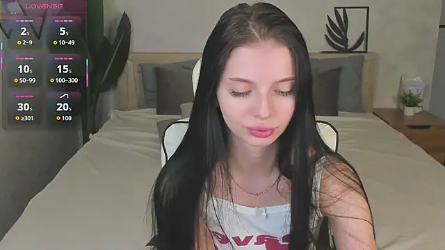 Eva Mayers online show from November 28, 2025, 11:07 pm