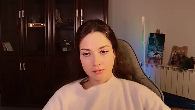 KiraVair online show from November 9, 2025, 5:28 am