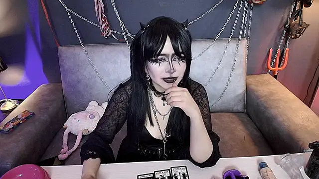 Navier   online show from November 29, 2025, 9:40 pm