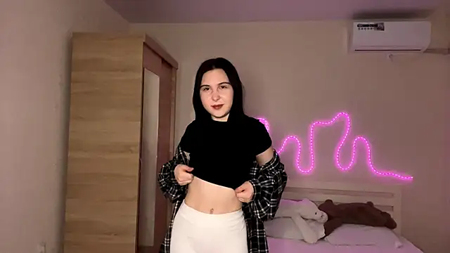 MyraLitterers online show from March 7, 2026, 3:53 pm