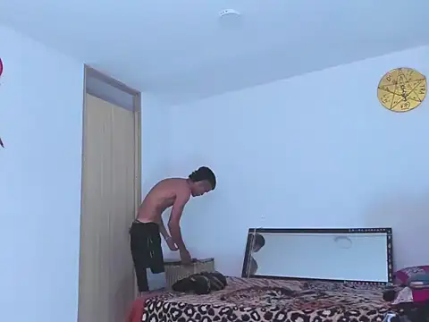 Lian-sex online show from October 31, 2025, 6:53 pm