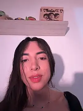 Snapshot of valeriahornier chatting on February 16, 2026, 3:46 am valeriahornier online show from February 16, 2026, 3:46 am