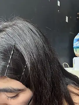 milky denni online show from October 22, 2025, 1:06 am