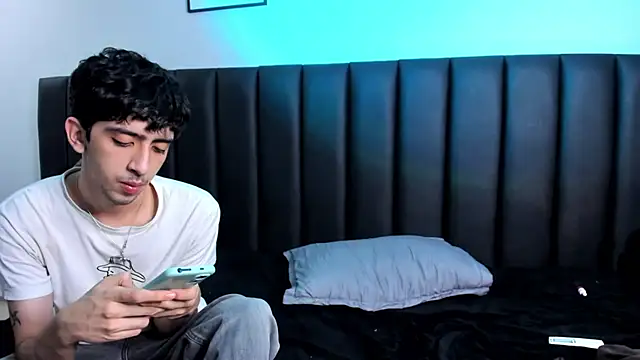 jennierrubyjane online show from December 20, 2025, 10:06 pm