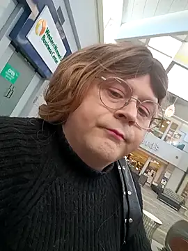 Snapshot of Ashley-Amber_Dragon chatting on March 23, 2026, 8:02 pm Ashley-Amber Dragon online show from March 23, 2026, 8:02 pm