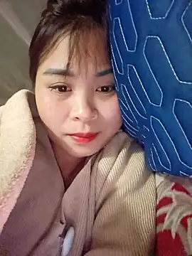 Squirrel-Pear online show from January 11, 2026, 3:06 pm