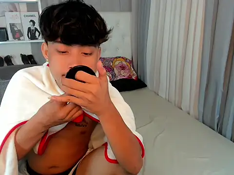 Snapshot of hardcocktwink chatting on January 5, 2026, 5:27 pm hardcocktwink online show from January 5, 2026, 5:27 pm