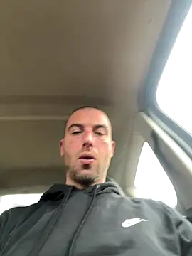 Rotteei1 online show from December 14, 2025, 11:48 am