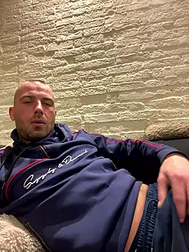 Rotteei1 online show from January 11, 2026, 10:26 pm