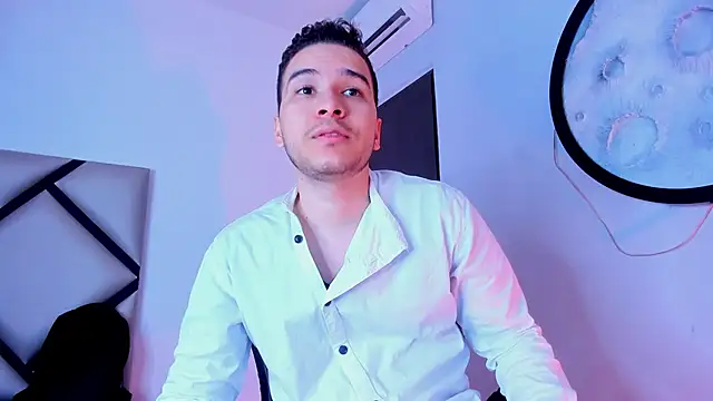 mike 257 online show from November 5, 2025, 11:54 am