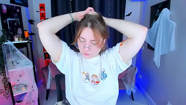 fairy tara online show from November 1, 2025, 1:35 pm