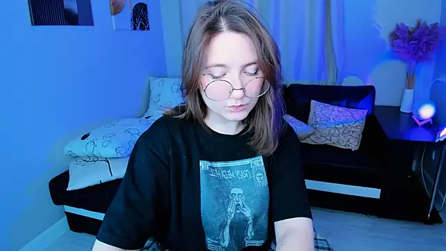 fairy tara online show from November 22, 2025, 2:05 pm