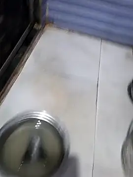 67yoki online show from October 28, 2025, 4:53 pm