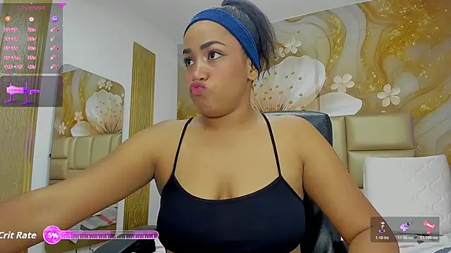 Snapshot of NahomiWalker_ chatting on November 18, 2025, 7:18 pm NahomiWalker online show from November 18, 2025, 7:18 pm